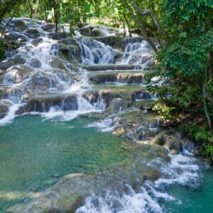 Dunns River, Blue Hole secret falls, river rafting
